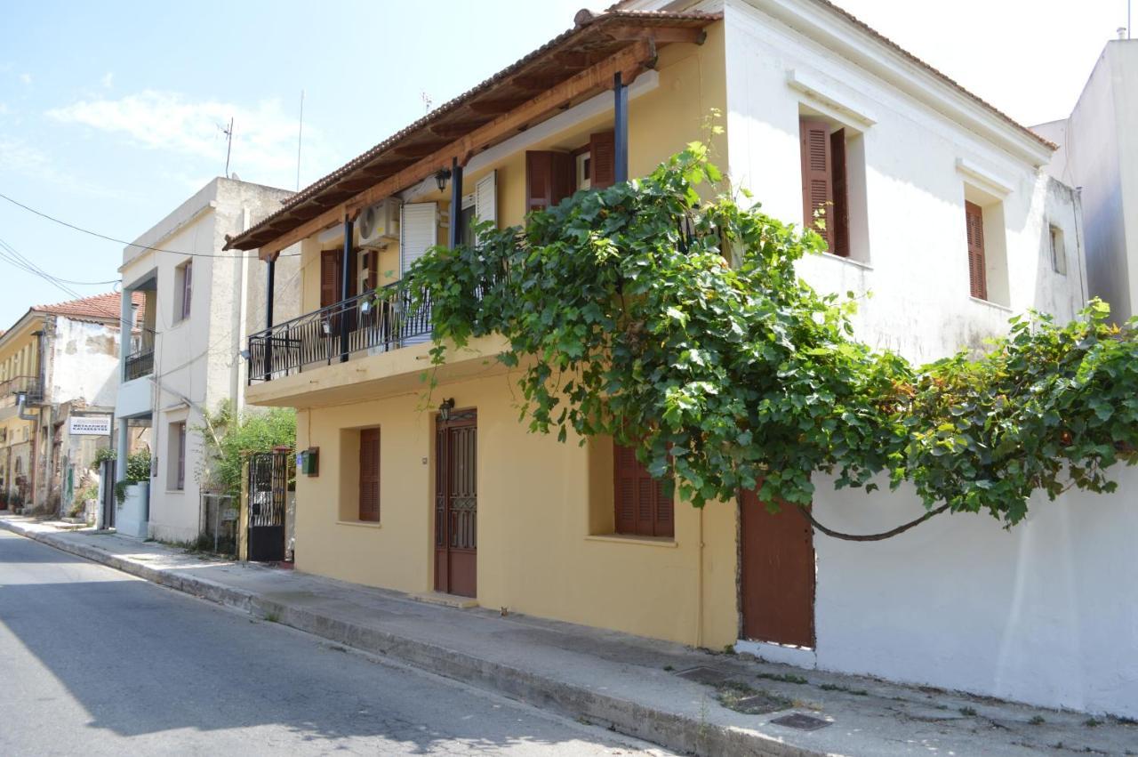 Martha IV Apartment Amaliada Exterior photo